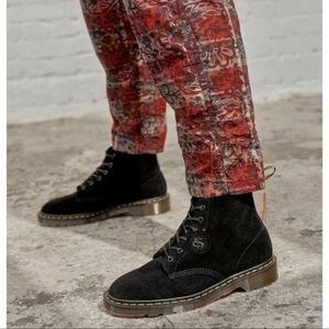 Dr. Martens MADE IN ENGLAND 101 UB Mens US 7 / Women 8 BLACK DESERT OASIS